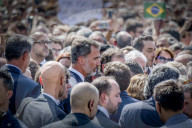 NEWS - Terrorattacke in Barcelona: Mariano Rajoy und König Felipe gedenken den Opfern