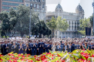 NEWS - Terrorattacke in Barcelona: Mariano Rajoy und König Felipe gedenken den Opfern