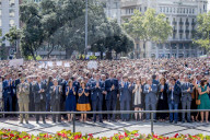 NEWS - Terrorattacke in Barcelona: Mariano Rajoy und König Felipe gedenken den Opfern