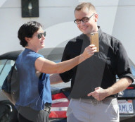 PEOPLE - Shannen Doherty strahlt in Malibu