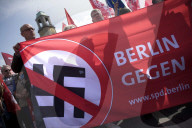 NEWS - Berlin: Gegendemo Neonazi-Marsch