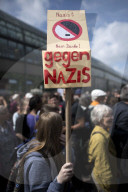NEWS - Berlin: Gegendemo Neonazi-Marsch