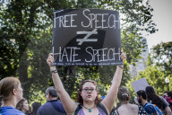 NEWS - Boston: Free Speech Rally - Demonstration gegen Rassismus