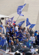 NEWS -  London: 'Anti Brexit Schiff' auf der Themse