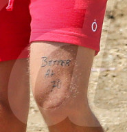 PEOPLE - Justin Bieber walkt durch die Hills