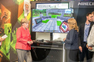NEWS - Angela Merkel bei der Eröffnung der Gamescom in Köln