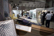 FEATURE - Funeral und Cemetery Show: Messe rund ums Sterben in Tokio