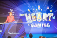NEWS - Angela Merkel bei der Eröffnung der Gamescom in Köln