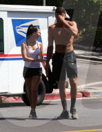 EXKLUSIV - Kourtney Kardashian und Younes Bendjima versuchen unerkannt Joggen zu gehen