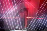 PEOPLE - MTV Video Music Awards: Die Show
