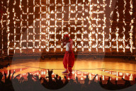 PEOPLE - MTV Video Music Awards: Die Show