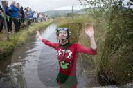 FEATURE - Schnorchel Wettbewerb in Llanwrtyd Wells
