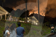 NEWS - Kalifornien: Waldbrände bei Los Angeles
