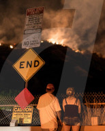 NEWS - Kalifornien: Waldbrände bei Los Angeles