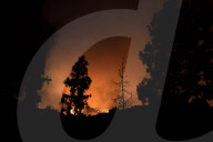 NEWS - Kalifornien: Waldbrände bei Los Angeles