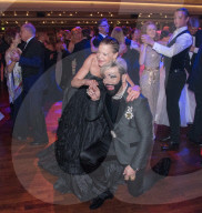 PEOPLE - Promis am Grand Prix Ball in Baden-Baden