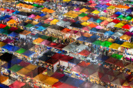 FEATURE - Tetris Marktstände