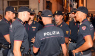 Arresto Polizia ragazzo presunto colpevole aggressione a sfondo sessuale
