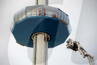 NEWS - Dorset: Evakuierung von eingeschlossenen Touristen im Jurassic Skyline Turm in Weymouth