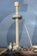 NEWS - Dorset: Evakuierung von eingeschlossenen Touristen im Jurassic Skyline Turm in Weymouth