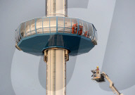 NEWS - Dorset: Evakuierung von eingeschlossenen Touristen im Jurassic Skyline Turm in Weymouth