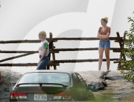 PEOPLE -  Emma Stone bei Dreharbeiten zu 'Maniac' im Hudson Valley