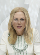 PORTRAIT -  Nicole Kidman