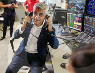 PEOPLE - "Charity Day" in London: Promis am Spendentelefon