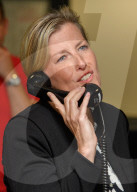 PEOPLE - "Charity Day" in London: Promis am Spendentelefon