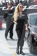 PEOPLE - Candice Swanepoiel und Joan Smalls bei der Kia Race the Runway Show in New York