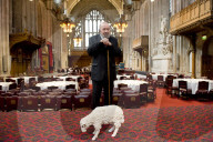 PEOPLE - Britischer Theatermacher Sir Peter Hall gestorben