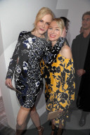 PEOPLE - Promis bei der Michael Kors Modenschau in New York