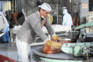 REPORTAGE - Produktion von SÃ¼ssigkeiten in Mexiko