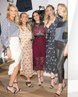 PEOPLE - Demi Moore,  Gwyneth Paltrow und Christian Louboutin eröffnen das Goop Lab in Los Angeles
