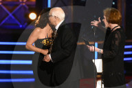 PEOPLE - Emmy Awards: Die Show