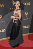PEOPLE - Emmy Awards: Promis auf dem roten Teppich