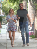 PEOPLE - David Hasselhoff und Hayley Roberts spazieren durch Ventura