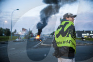 NEWS - Frankreich: Lastwagenfahrer blockieren Autobahn