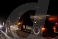 NEWS - Frankreich: Lastwagenfahrer blockieren Autobahn