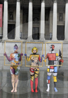 FEATURE - Bodypainting: Weltberühmte Kunstwerke "wandeln" durch London