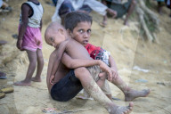 NEWS - Bangladesch: Rohingya aus Myanmar auf der Flucht 