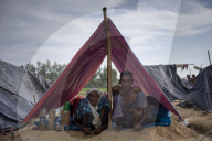 NEWS - Bangladesch: Rohingya aus Myanmar auf der Flucht 