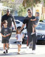 PEOPLE - Scott Disick hat Vatertag