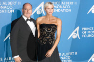 PEOPLE - Prinz Albert und Charlene empfangen prominente Gäste an der Gala von The Global Ocean
