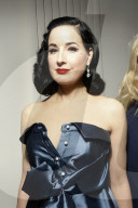 PEOPLE - Paris Fashion Week: Promis an der Alexis Mabille Show