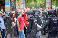 NEWS - Referendum Katalonien: Polizei geht brutal gegen die WÃ¤hlenden vor