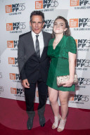 PEOPLE - Stolzer Papa: Ben Stiller bringt Tochter Ella an die Filmpremiere von "The Meyerowitz Stories"