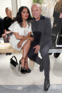 PEOPLE - Paris Fashion Week: Salma Hayek an der Giambattista Valli Show