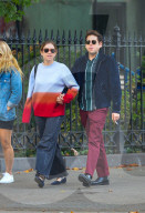 PEOPLE - Mit wem hält Jonah Hill Händchen?