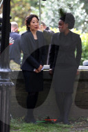 PEOPLE - Sandra Oh auf dem Set zu "Killing Eve"